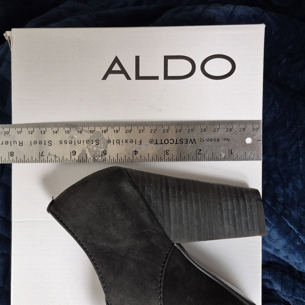 Aldo Bursley Black Leather Block Heel Shoes with Fringe, Size 39, New With Tags - Picture 3 of 12
